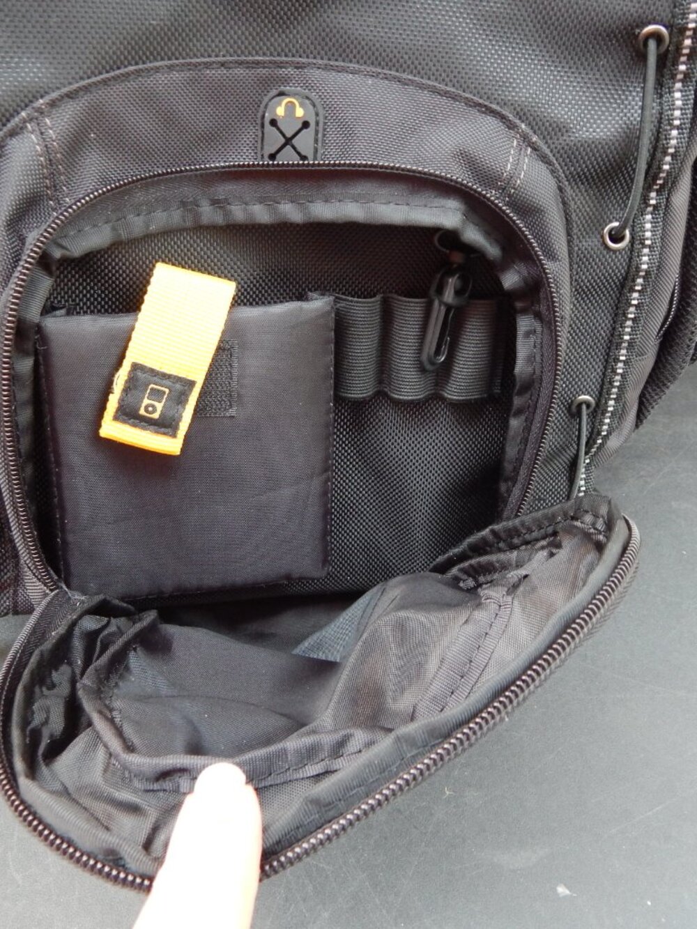 Targus Laptop Backpack Black Commuter College School Travel 17x13x6 - Picture 4 of 8
